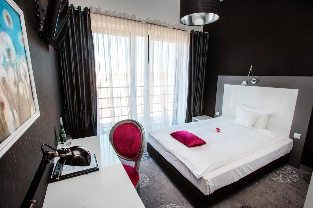 Lawendowe Termy Hotel Uniejow Luaran gambar